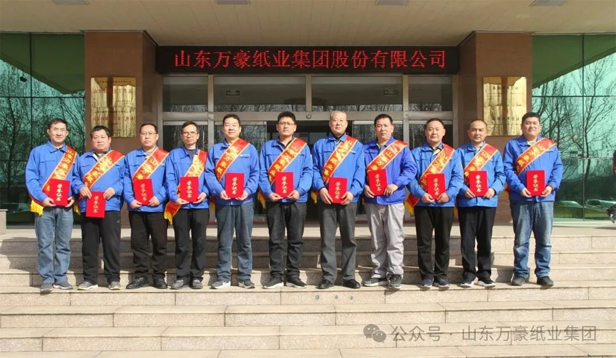 优秀党员.jpg 优秀党员.jpg